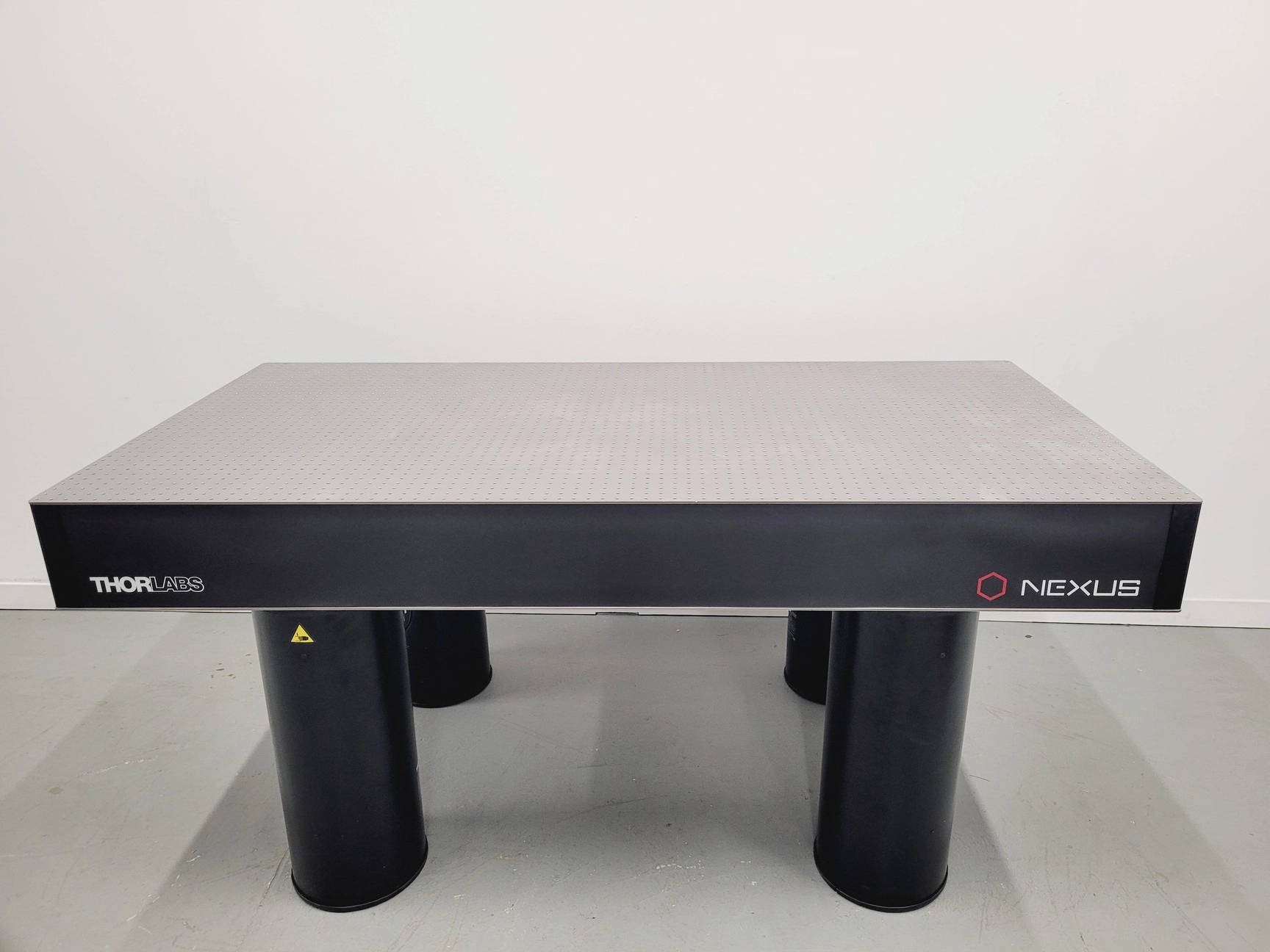 Thorlabs Nexus Metric Optical Table 200 x 100 x 90cm w/ Active Isolator Legs Lab