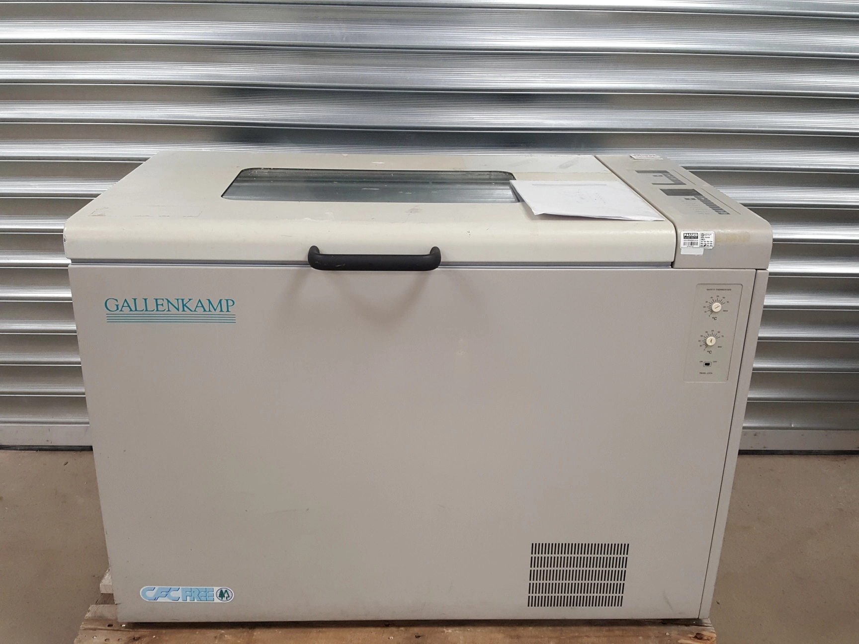 Gallenkamp Laboratory Shaking Incubator Cat no. I0C400.XX2.C Lab Faulty