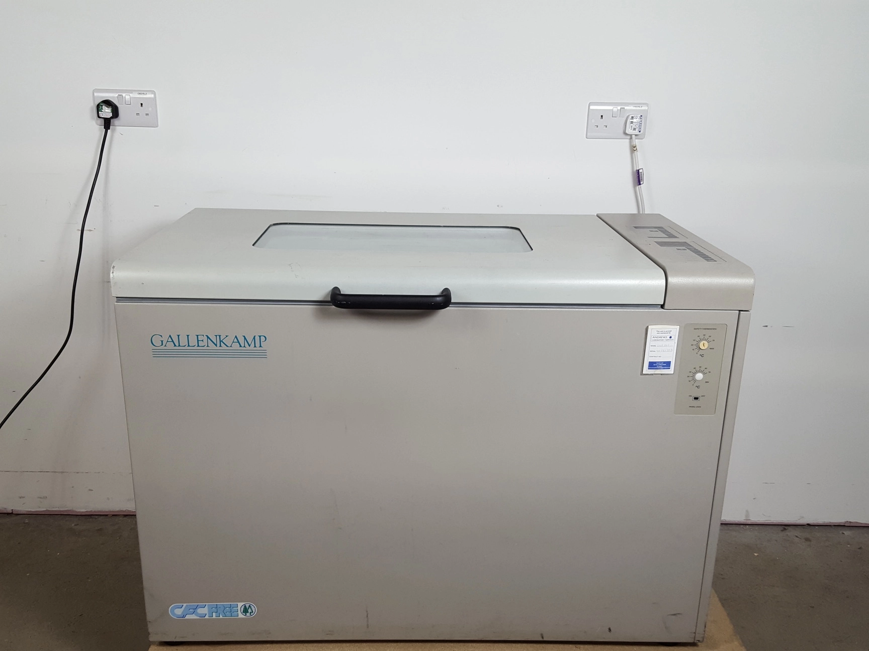 Gallenkamp IOI400.XX2.C Floor Standing Shaking Incubator Lab