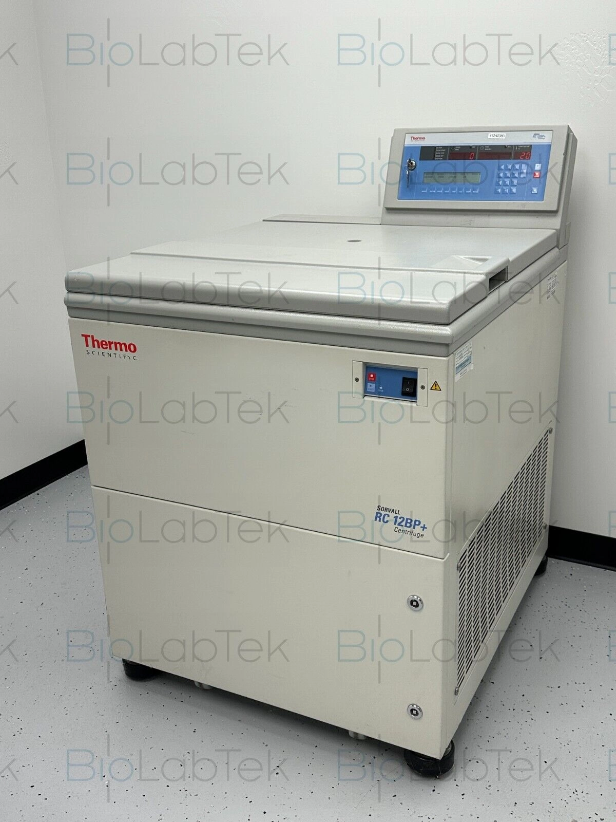 Thermo Sorvall RC 12BP+ centrifuge with H-12000 ro