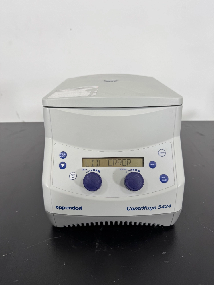 Eppendorf 5424 Centrifuge