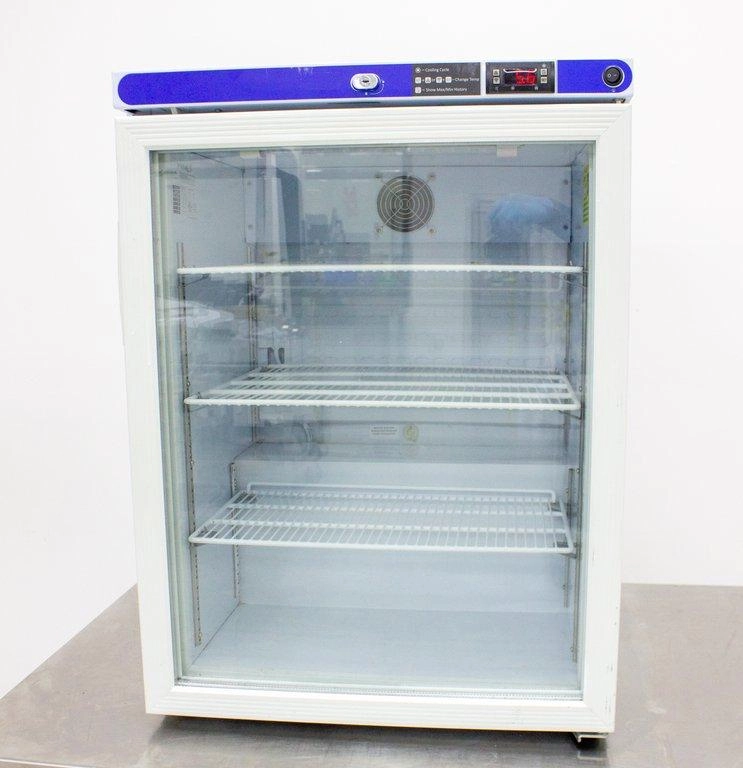 VWR SCUCFS-0504G Undercounter Laboratory Refrigerator - 3374936