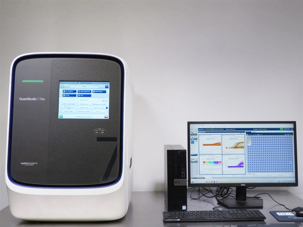 Applied Biosystems QuantStudio 7 Flex Real-Time PCR System w/ 384-Well Sample Block