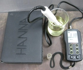 HANNA INSTRUMENTS HI 9813-6, HAND HELD PORTABLE PH/EC/TDS/TEMPERATURE METER, NO: B0034032, POWER 9 