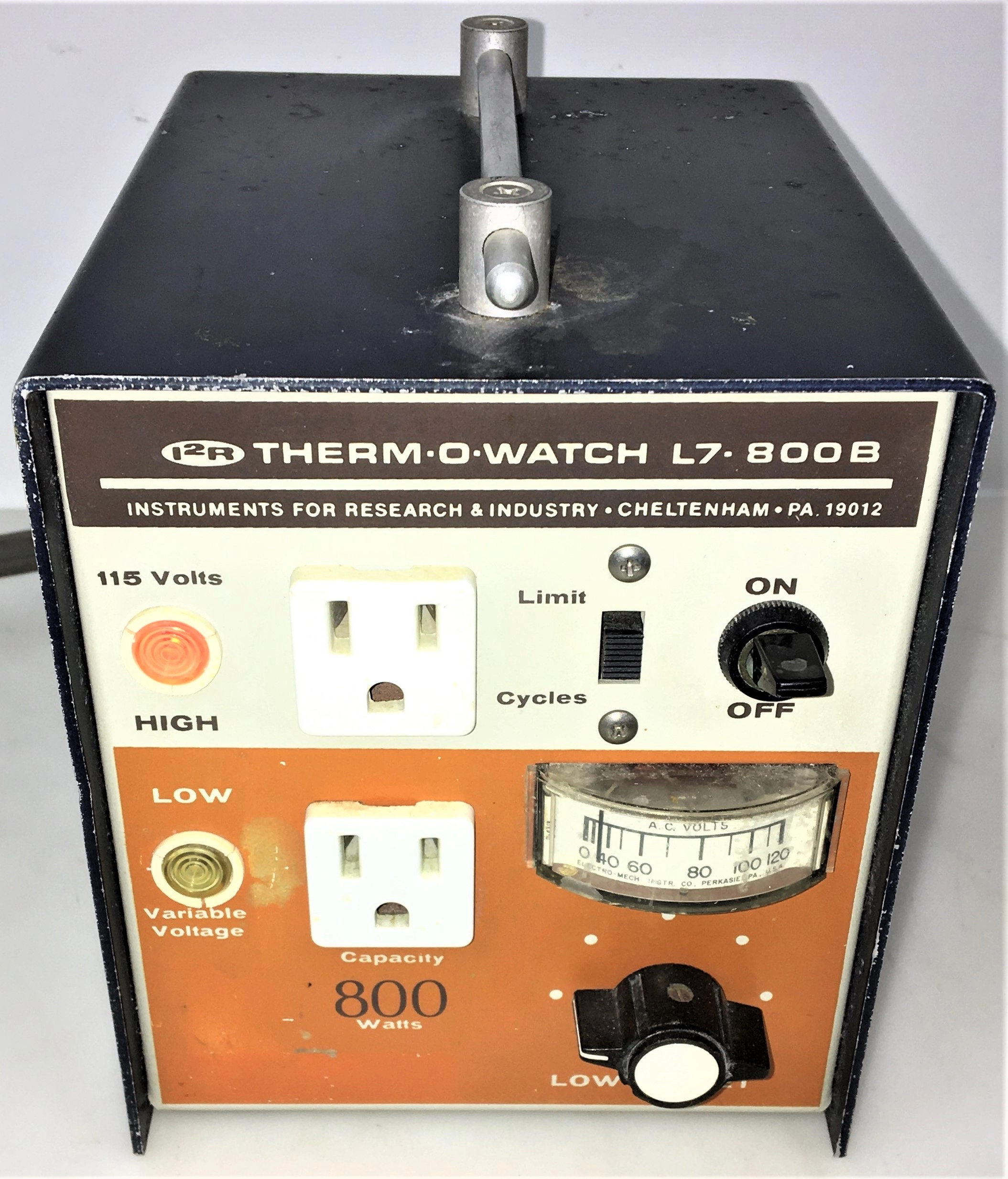 I2R Therm-O-Watch L7-800B Liquid Level Monitor and Power Supply