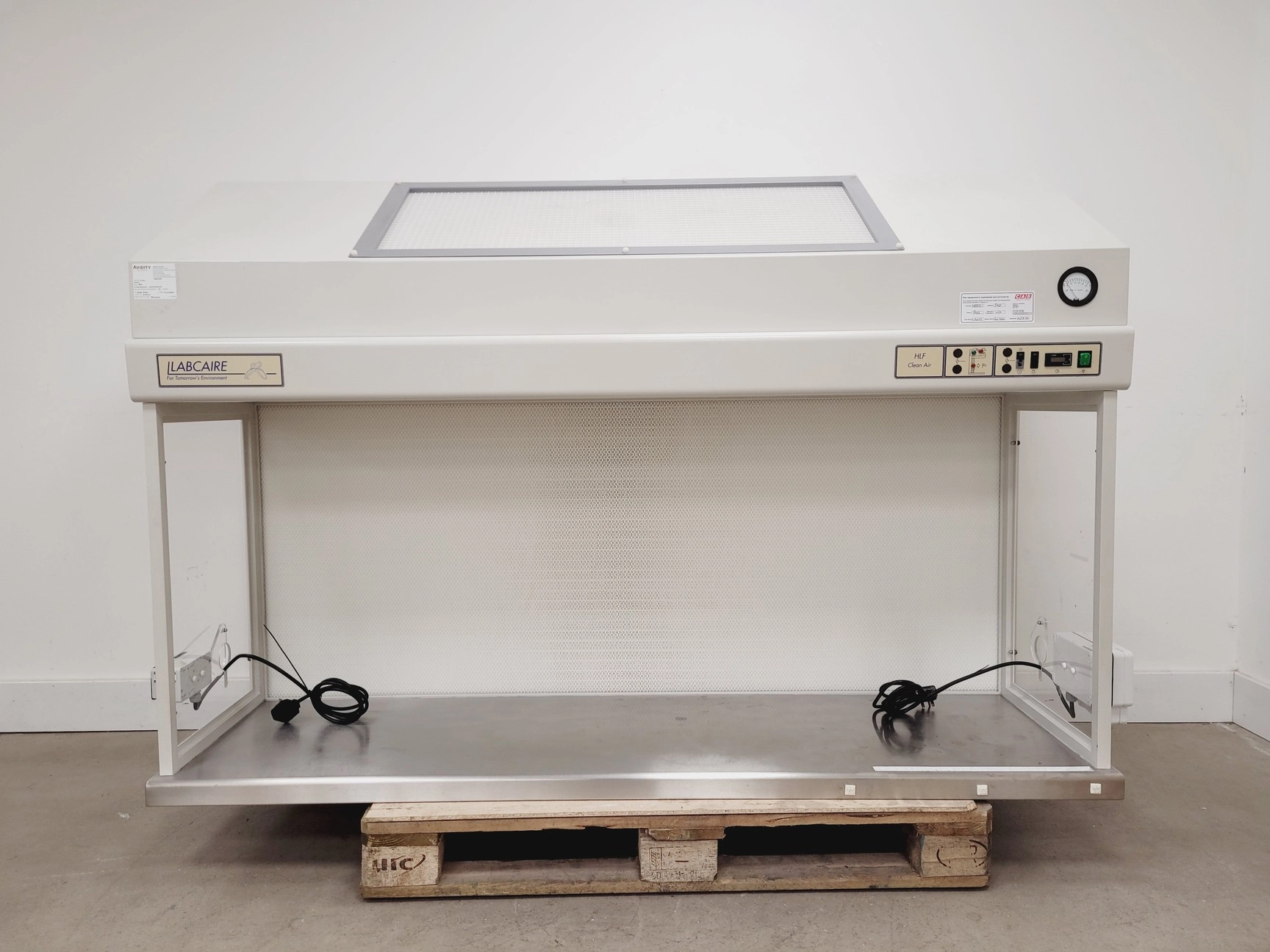 LabCaire Fume Cabinet Model HLF18 Lab