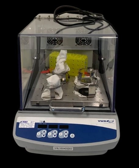 VWR Incubator Shaker