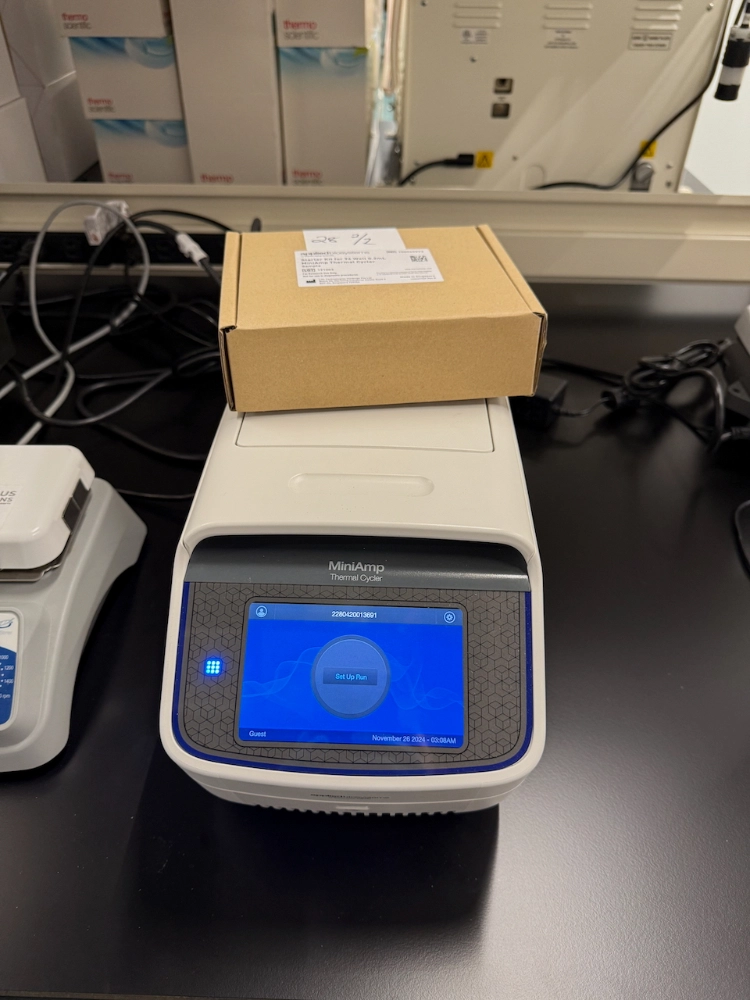 Applied Biosystems Miniamp Thermal Cycler