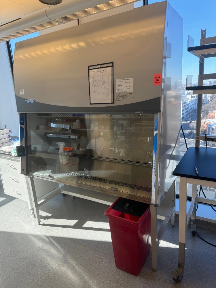 Labconco Logic+ 5' BioSafety Cabinet