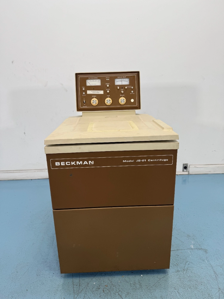 Beckman J2-21 Centrifuge