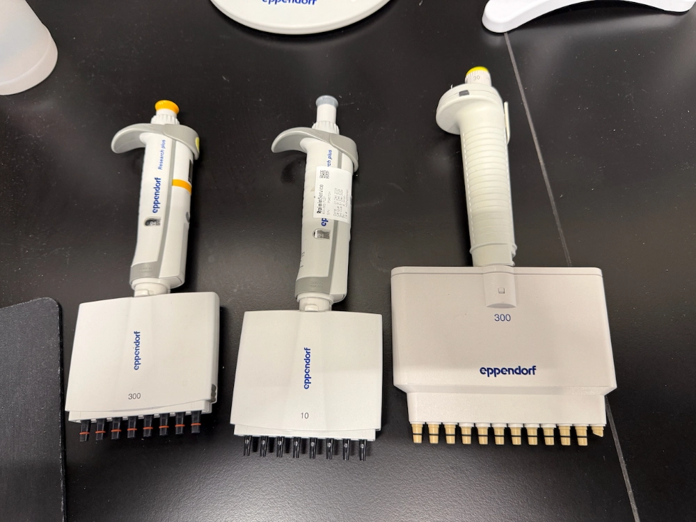 Lot of (3) Eppendorf Multichannel Pipettes