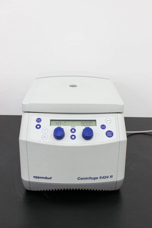 Eppendorf 5424R Benchtop Centrifuge with Rotor FA-45-24-11 120V 50/60Hz - 3377885