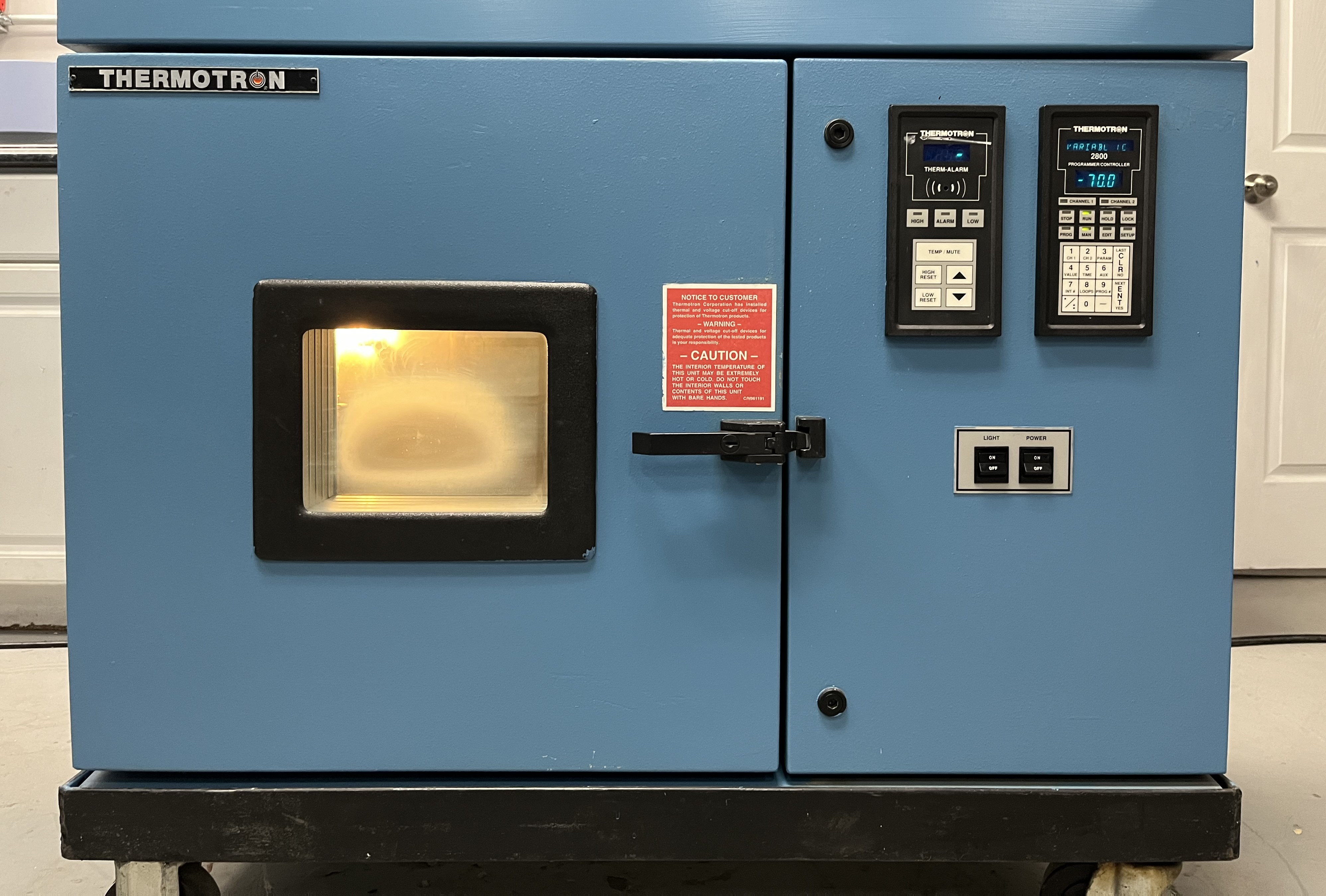 Fully Working Thermotron S1.2 Environmental Test Chamber with Observing Window