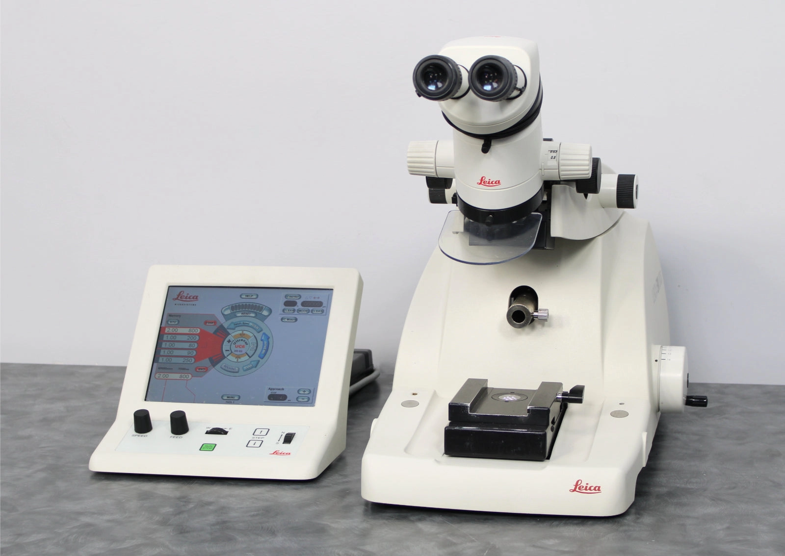 Leica EM UC6 Ultramicrotome Ultrathin Sectioning 705801 w/ Control Panel 655825