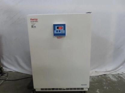 Thermo Scientific PR205745R Refrigerated Incubator