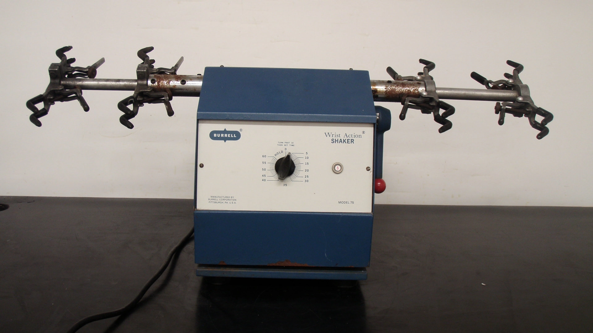 Burrell  Wrist Action Shaker, Model 75, Tested and Works!