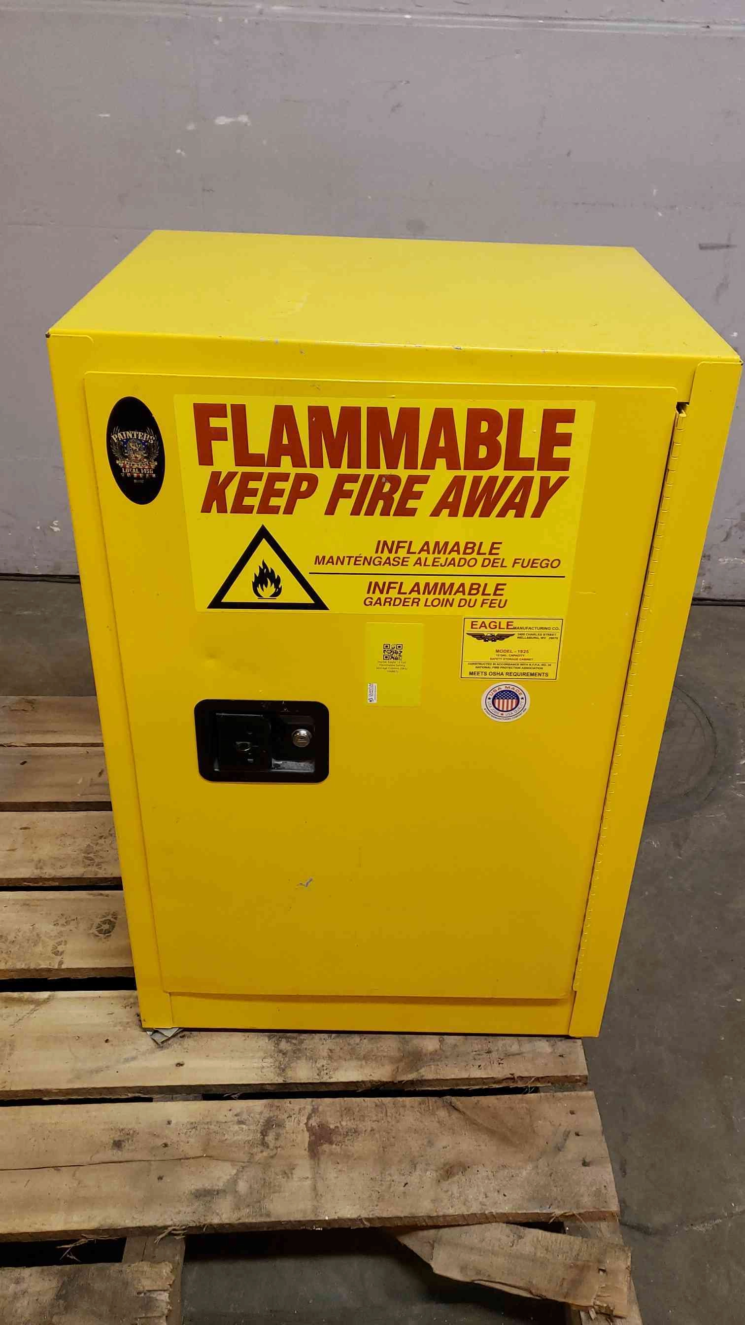 Eagle 12 Gal. Flammable Safety Storage Cabinet (SKU: 106887)