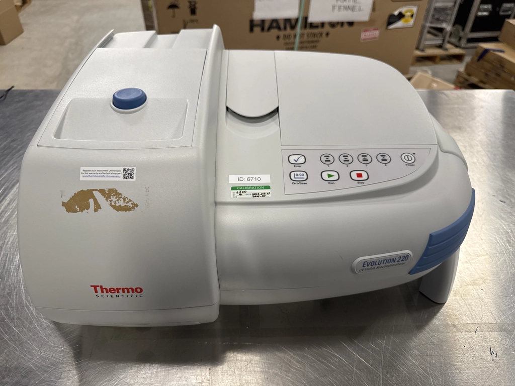 Thermo Evolution 220 UV-Vis Spectrometer Bench Uses For Lab ...