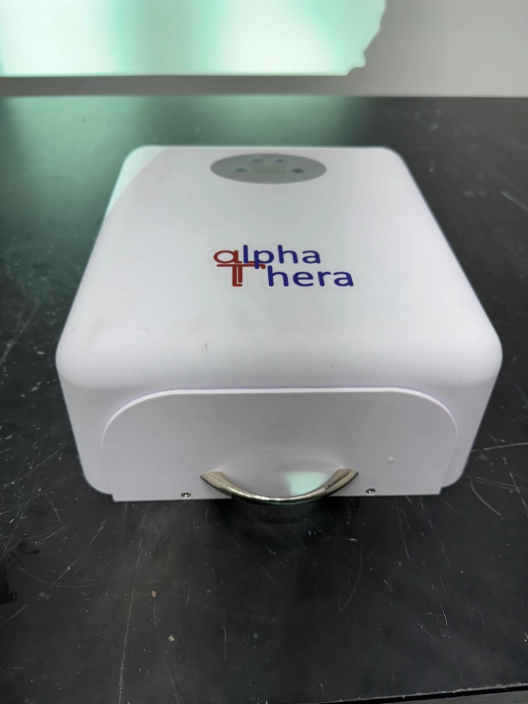 Alpha Thera LED Lamp