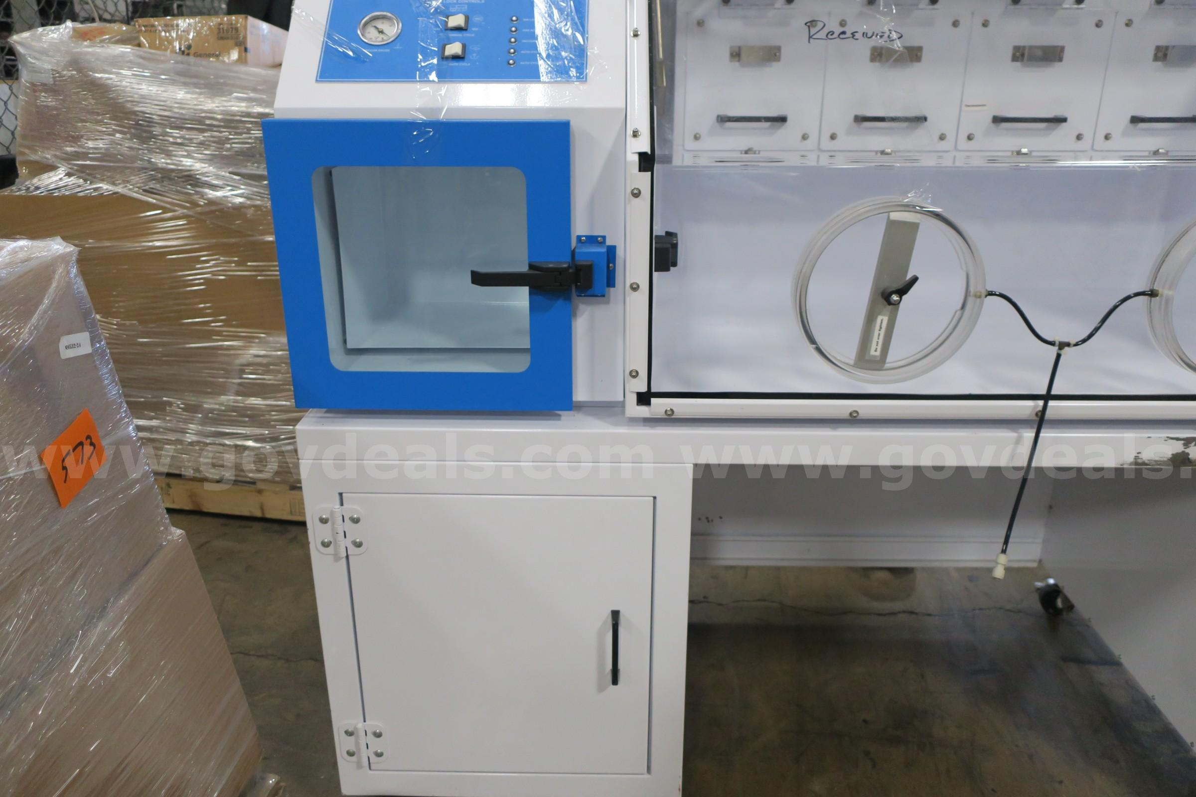 ANAEROBIC BAC11 ENVIRONMENTAL CHAMBER & BRUKER 300 ULTRA SHIELD