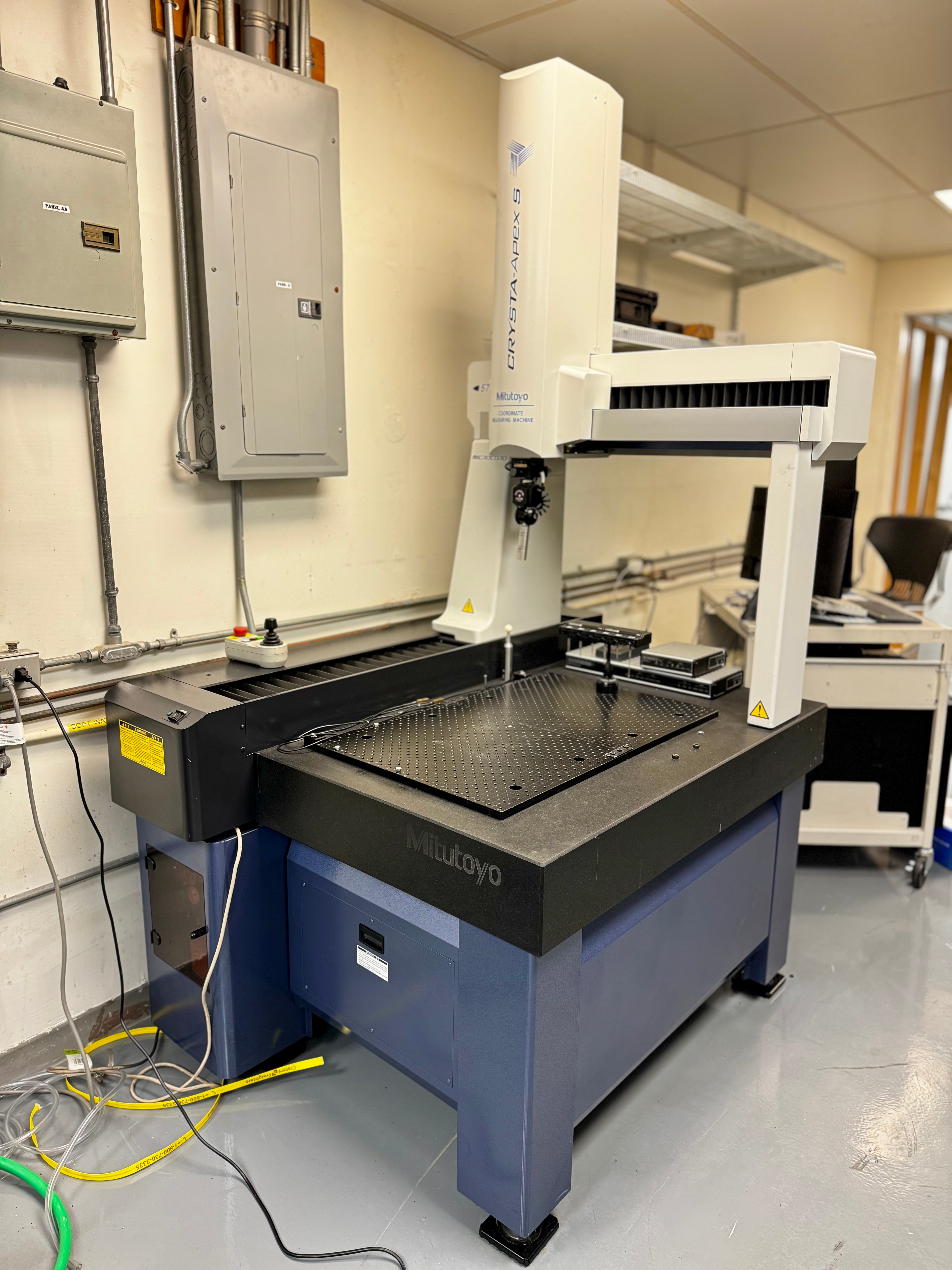 Mitutoyo CRYSTA-Apex S574 Coordinate Measuring Machine (CMM) – High Precision Metrology