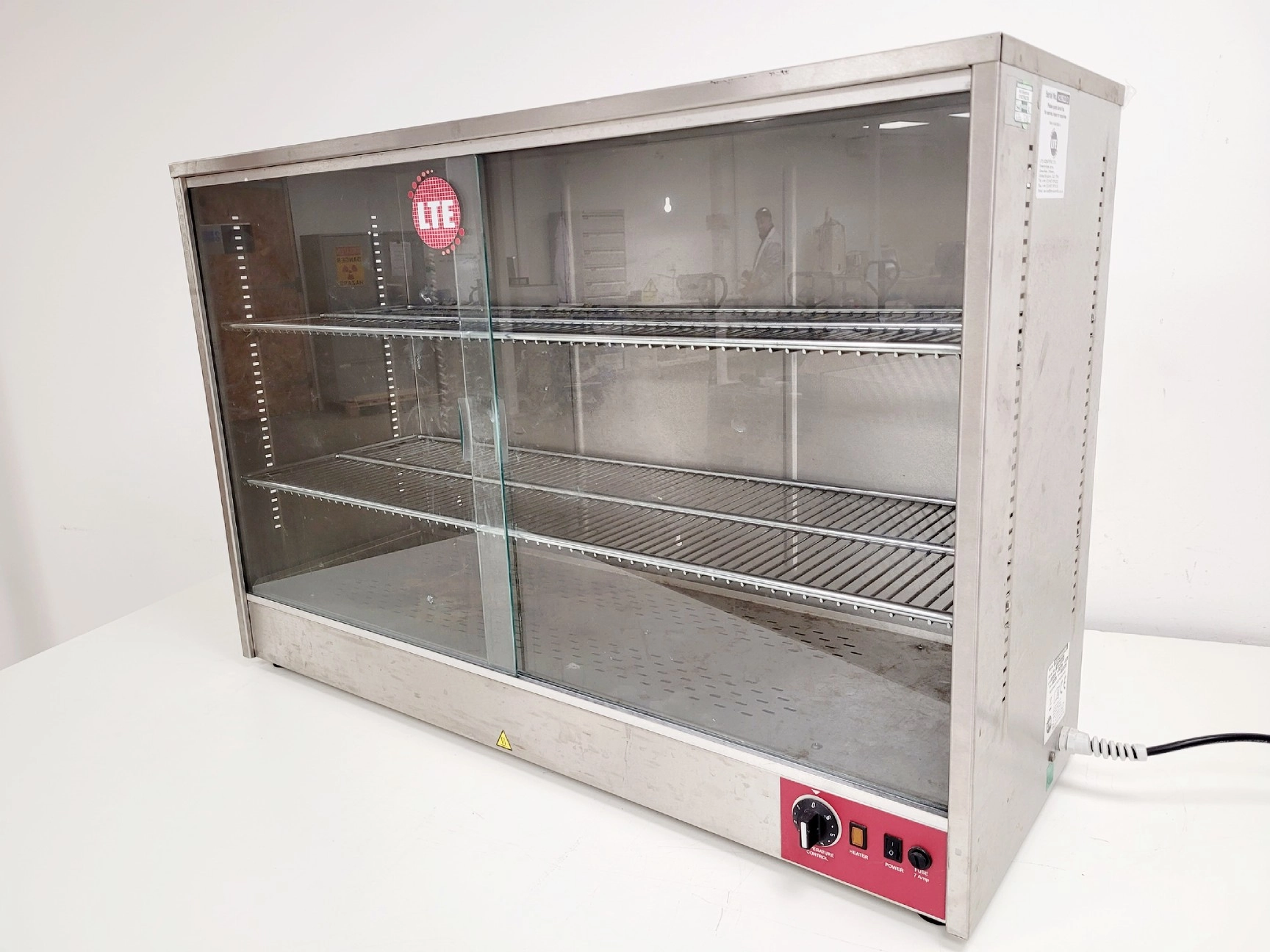 LTE Model-322/0102/00 Drying Cabinet Lab