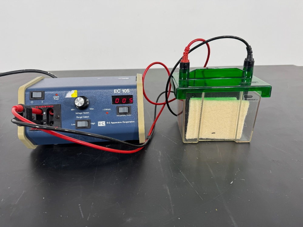 E-C Apparatus EC-105 Electrophoresis Power Supply