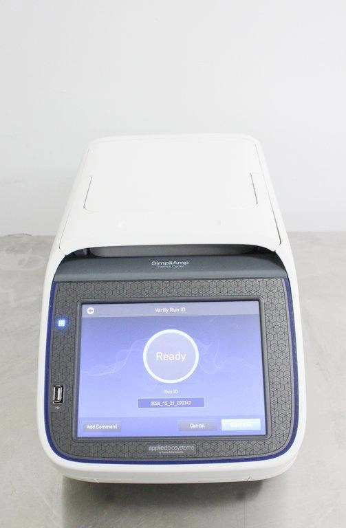 Applied Biosystems SimpliAmp Thermal Cycler - 3374999