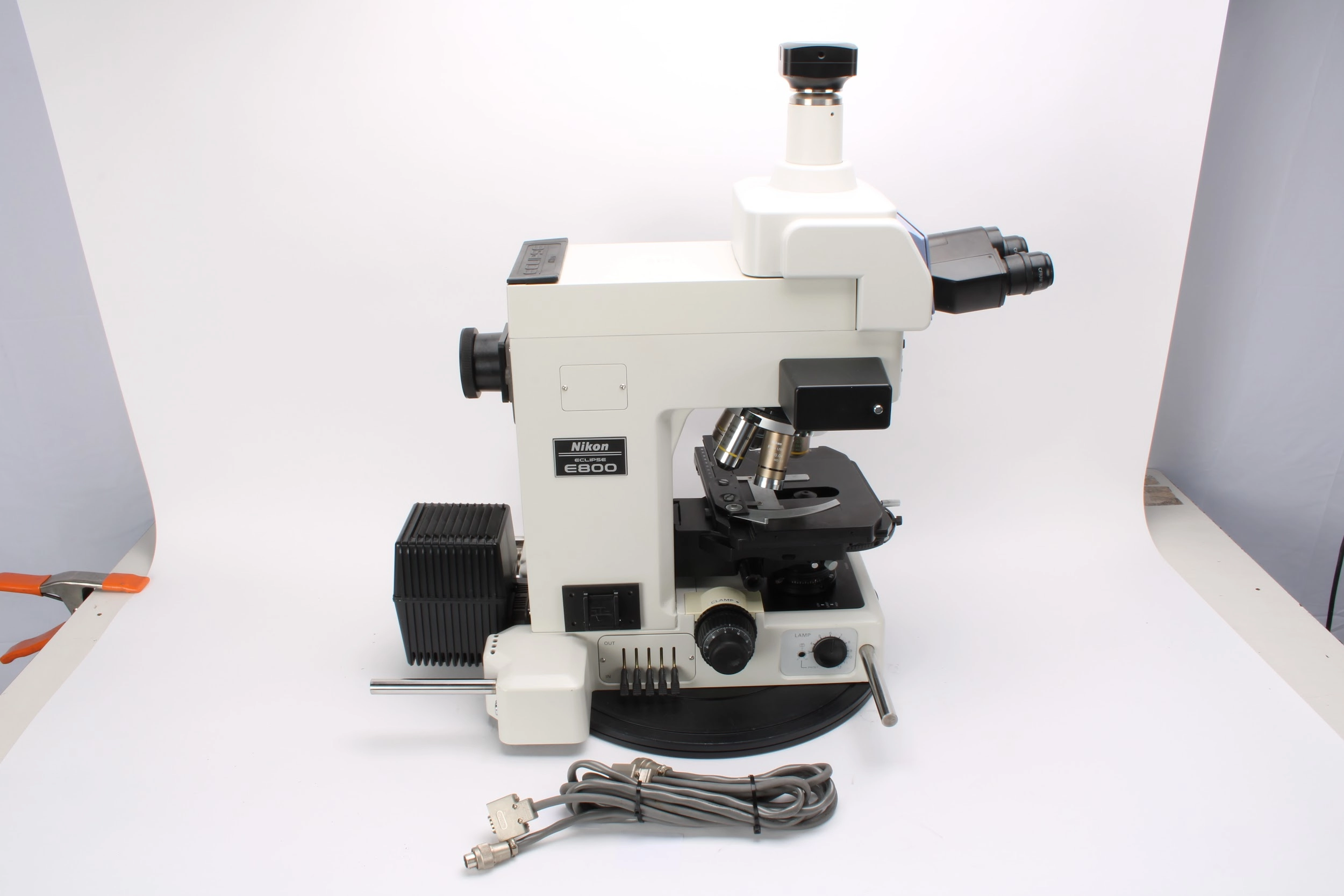 Nikon Eclipse E800 Microscope w/ Objectives Fluor 40X/0.80W DIC 10X/0.30W + More