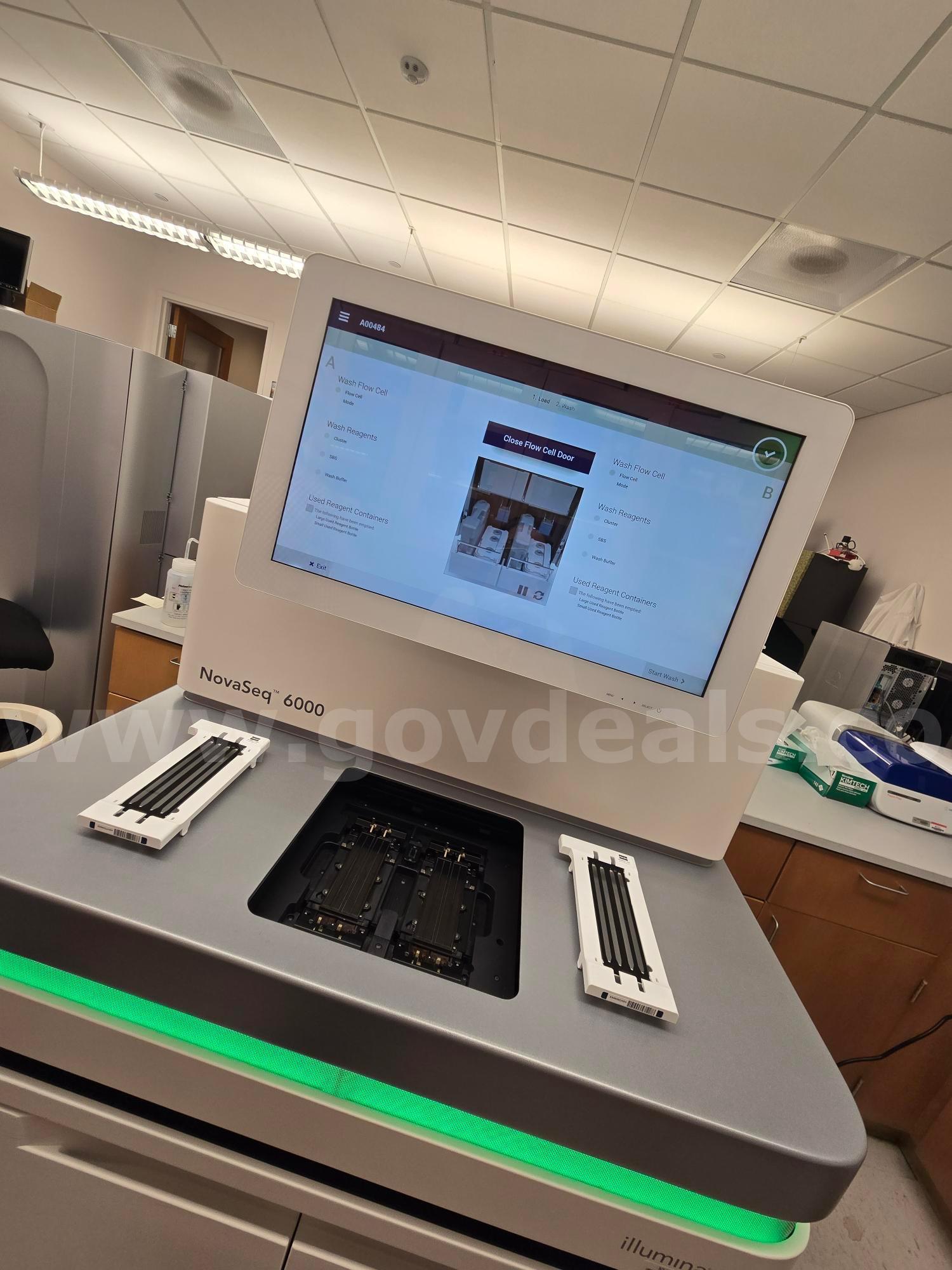 Illumina NovaSeq 6000 genome sequencing unit