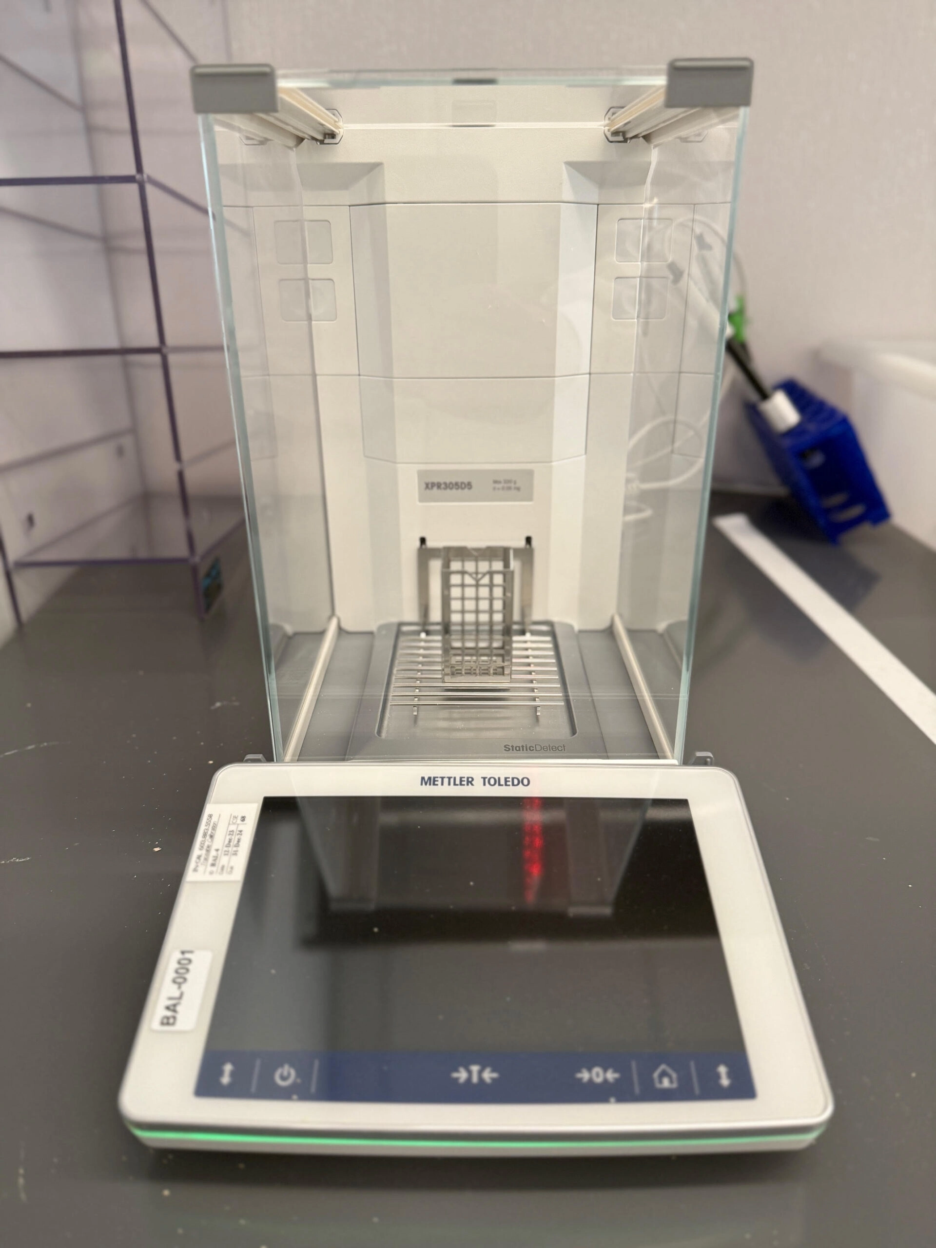 Mettler Toledo XPR305D5 Analytical Balance