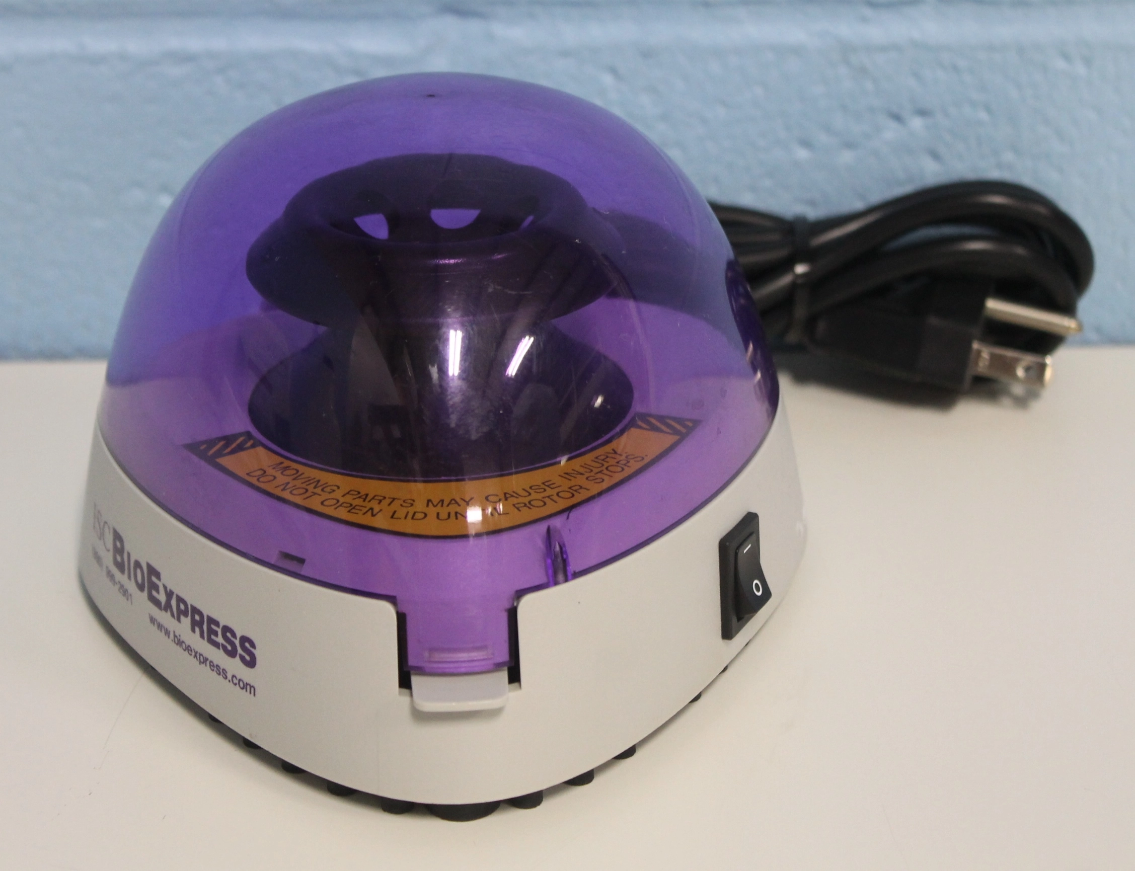 ISC BioExpress  C1301P-ISC Mini Centrifuge