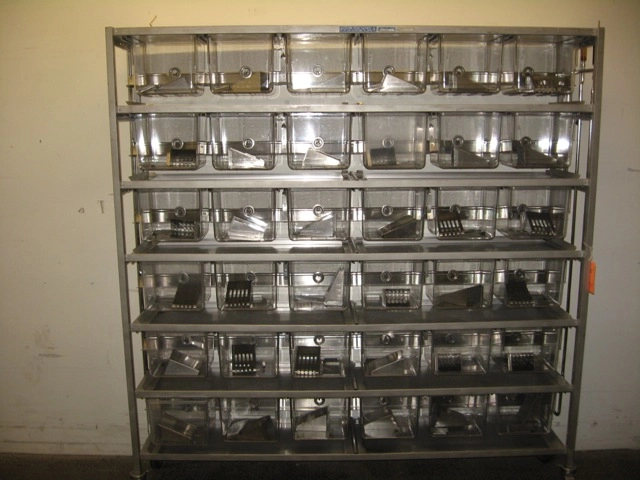 36 cage rat rack with auto watering