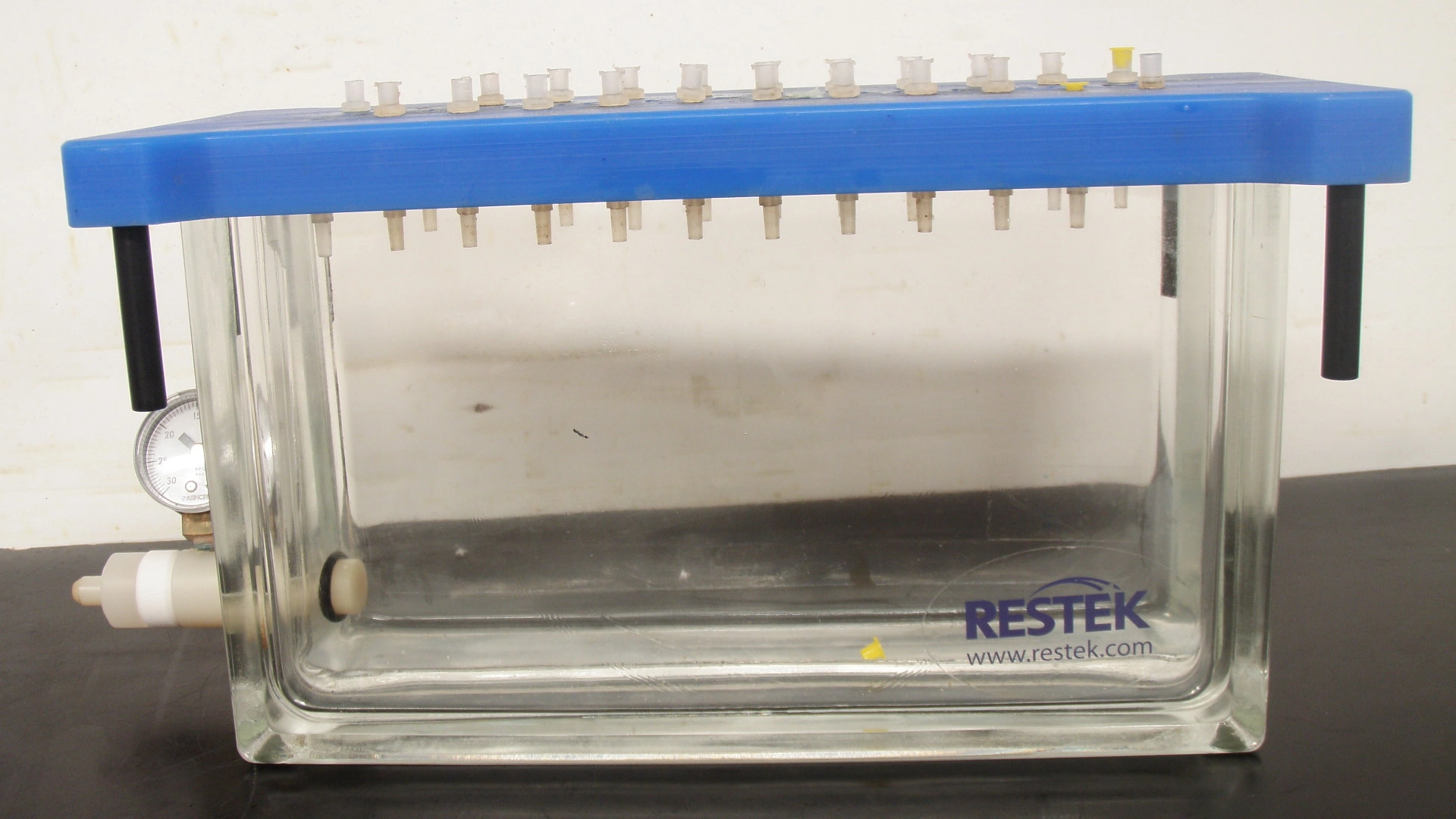 Restek  24 Position Solid Phase Extraction System with Chamber and Manifold