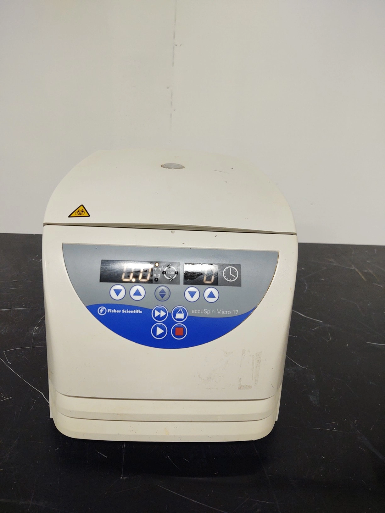 Fisher Scientific  75002461 Accuspin Micro 17 Centrifuge W/ Rotor