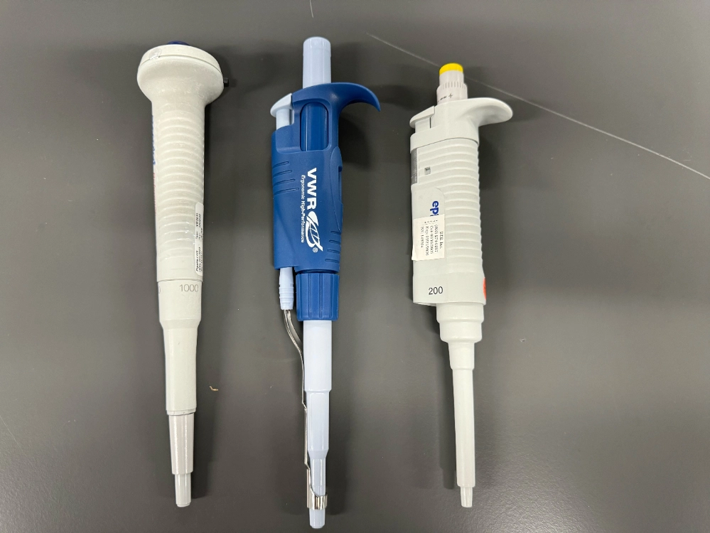 Single Channel Pipettes - Quantity 3