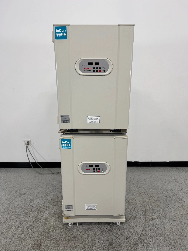 Sanyo Incu-Safe Double Stack CO2 Incubator