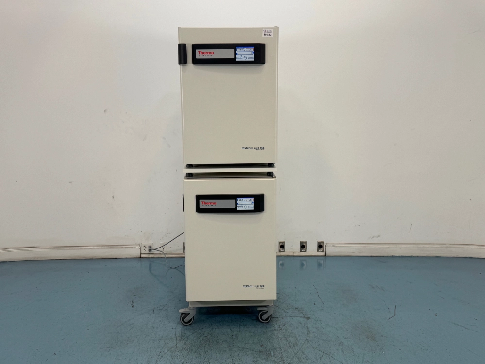 Thermo HERAcell vios 160i Double Stack CO2 Incubator