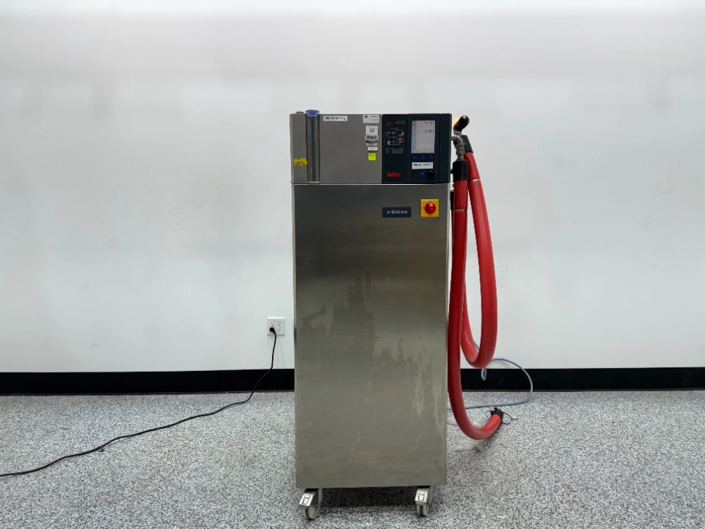 Huber Unistat 910 Chiller