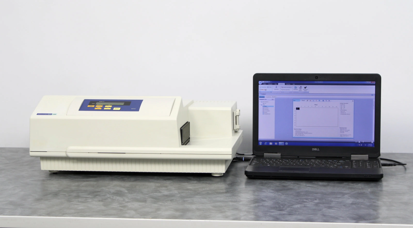 Molecular Devices SpectraMax 190 Microplate Reader Absorbance Spectrophotometer