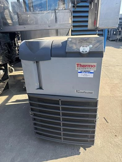 Thermo Scientific Chiller Model ThermoFlex 2500