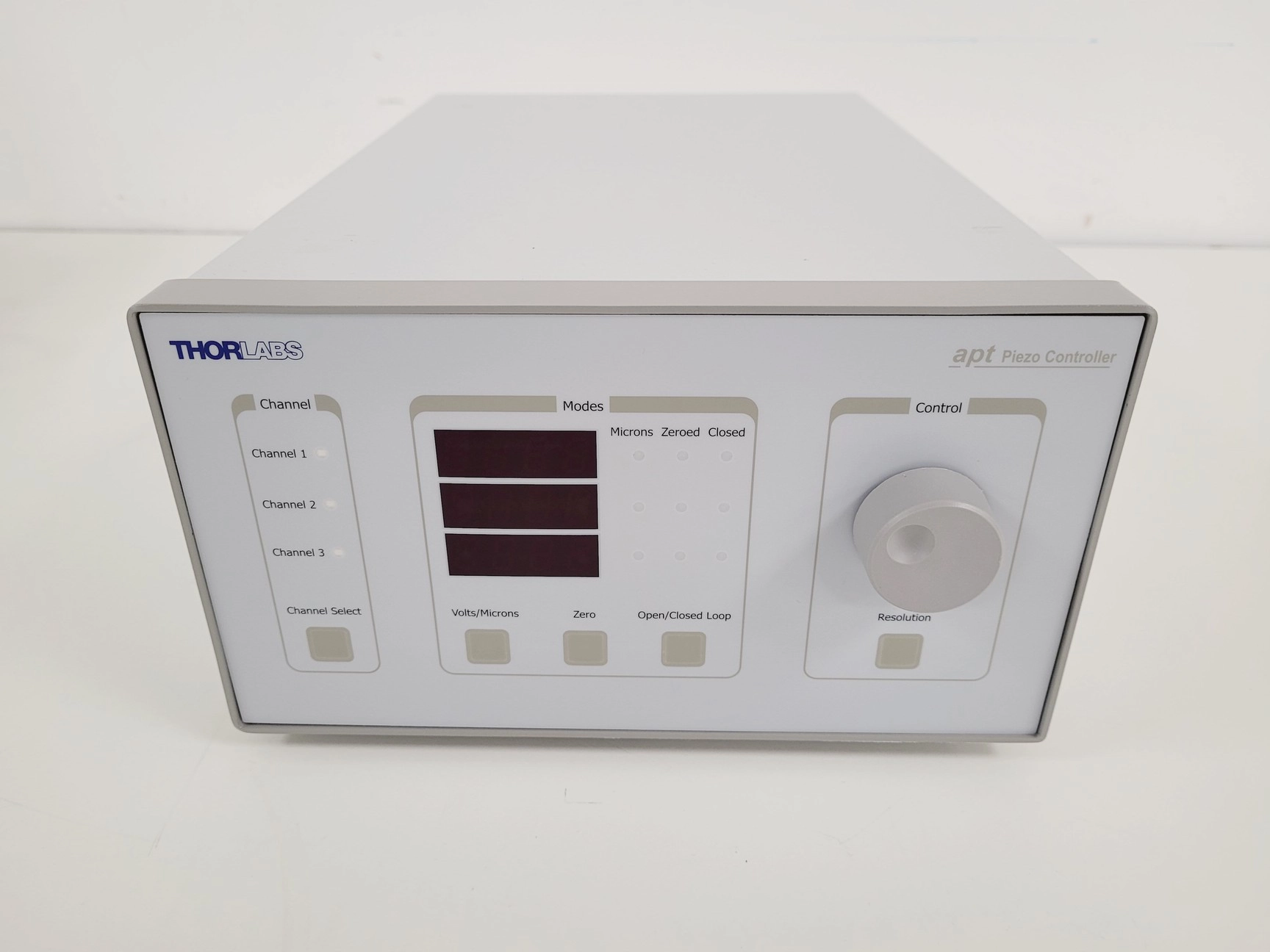 Thorlabs BPC203 APT Piezo Controller Lab