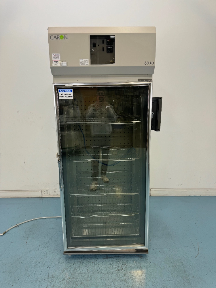 Caron 6030 Environmental Chamber