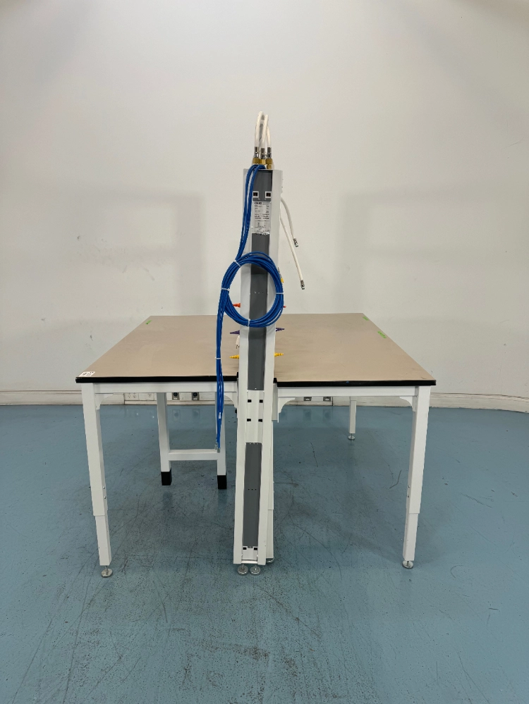 Kewaunee 5' Double Sided Lab Bench