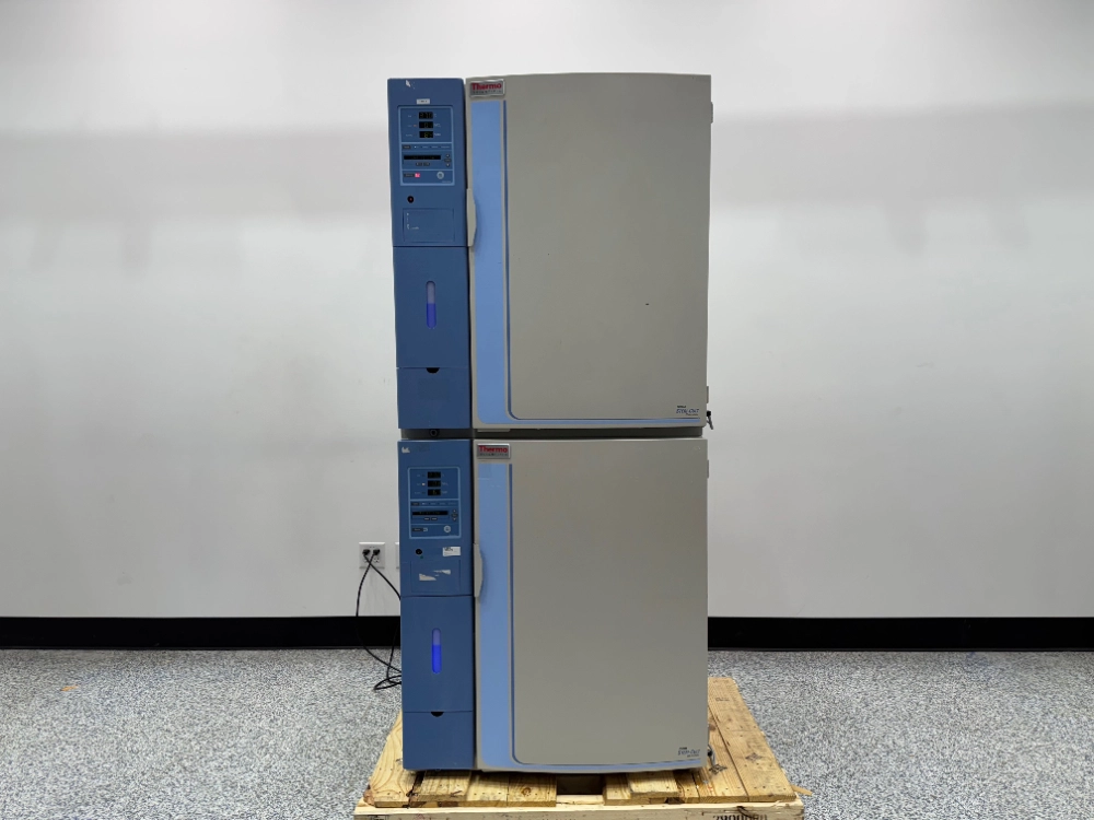 Thermo Forma Steri-Cult Double Stack CO2 Incubator