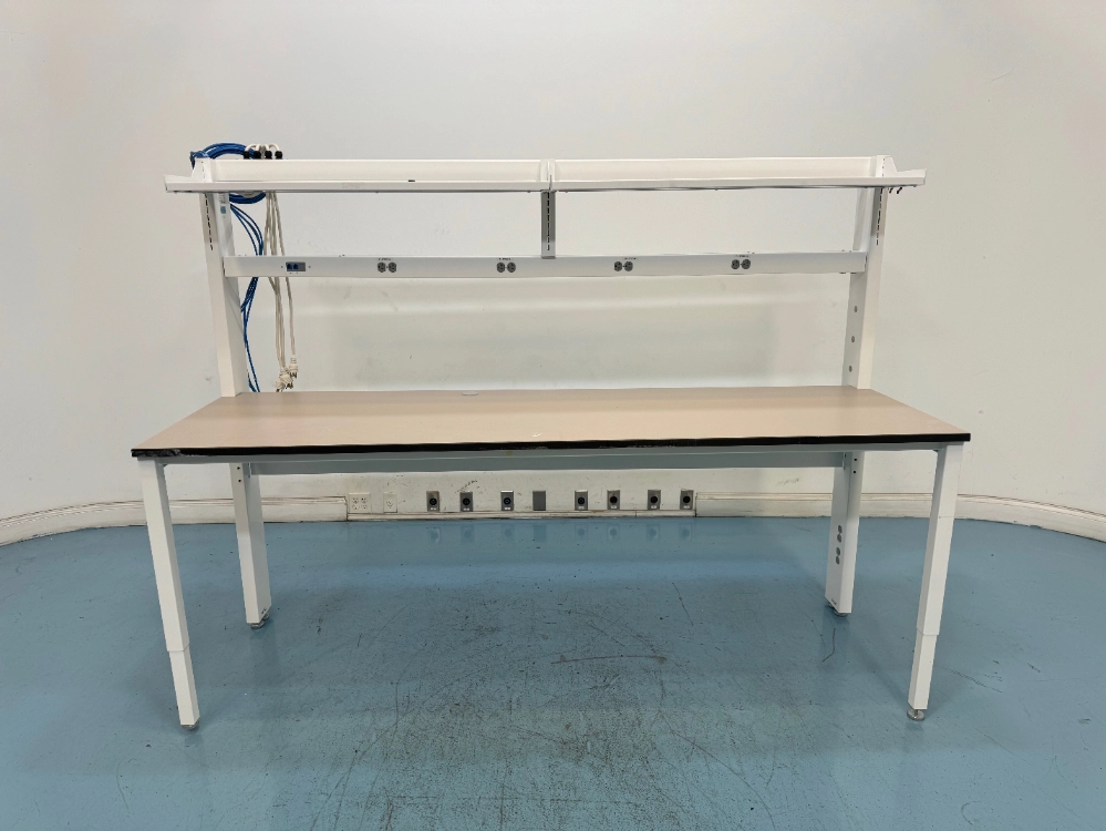 Kewaunee 8' Stationary Lab Bench