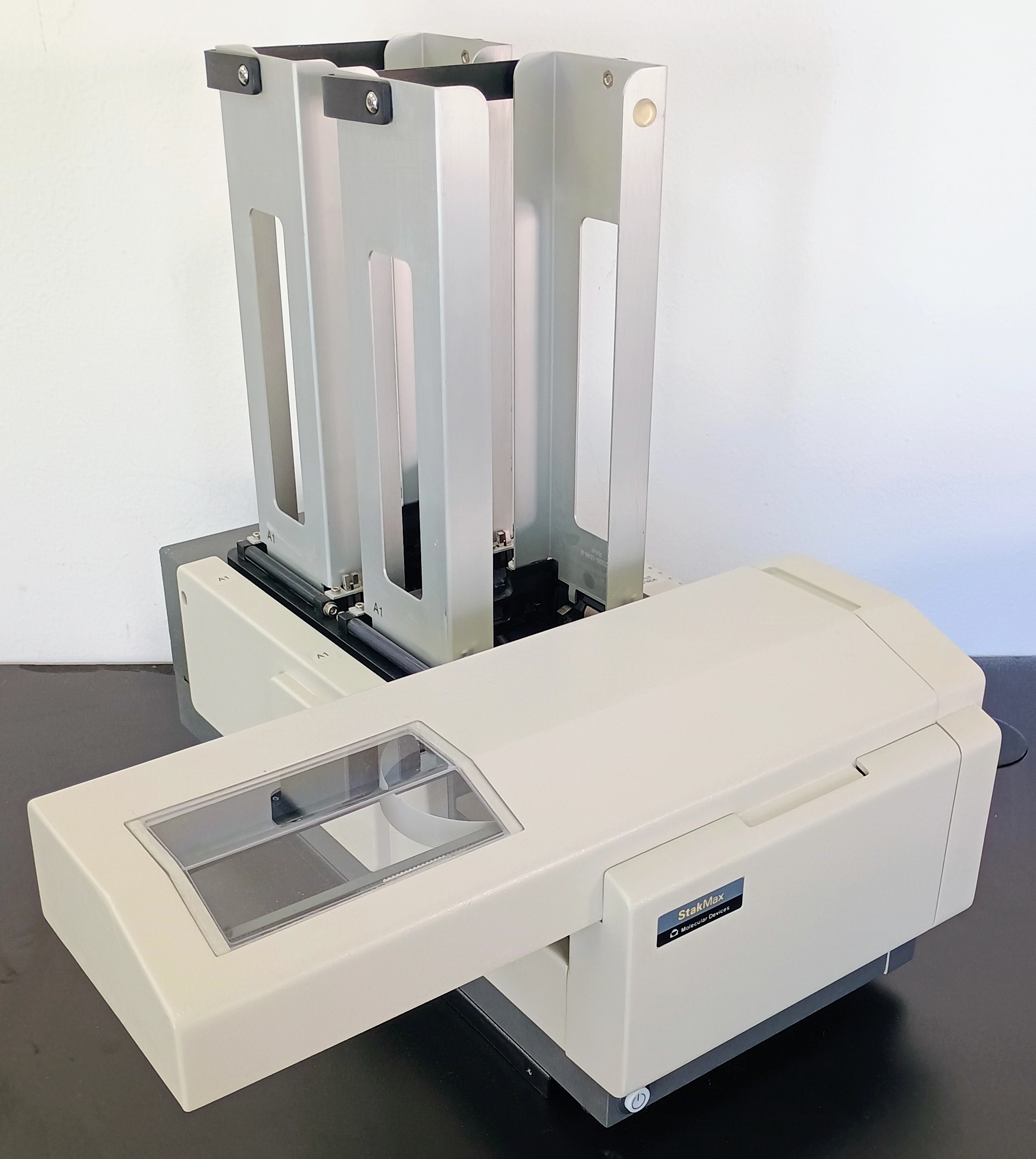 Molecular Devices StakMax Microplate Stacker