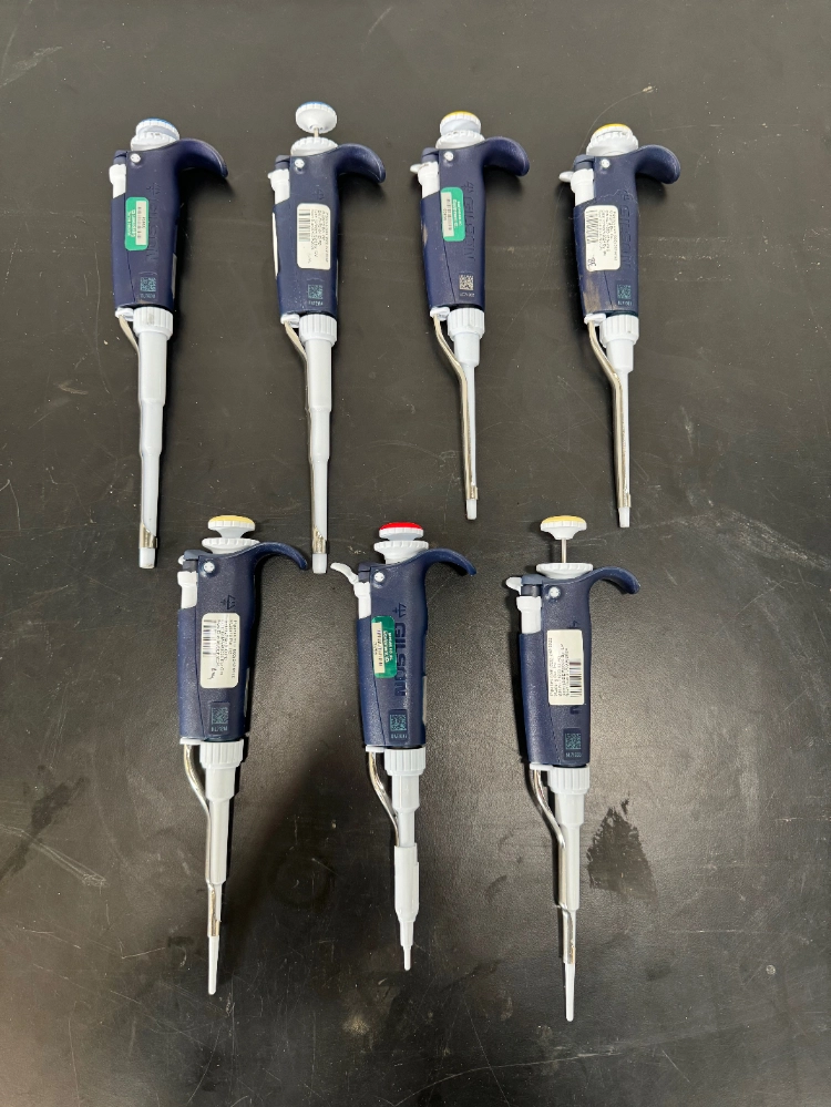 Gilson Pipetman Single Channel Pipettes - Quantity 7