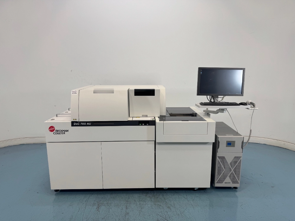 Beckman Coulter DxC 700 AU Chemistry Analyzer