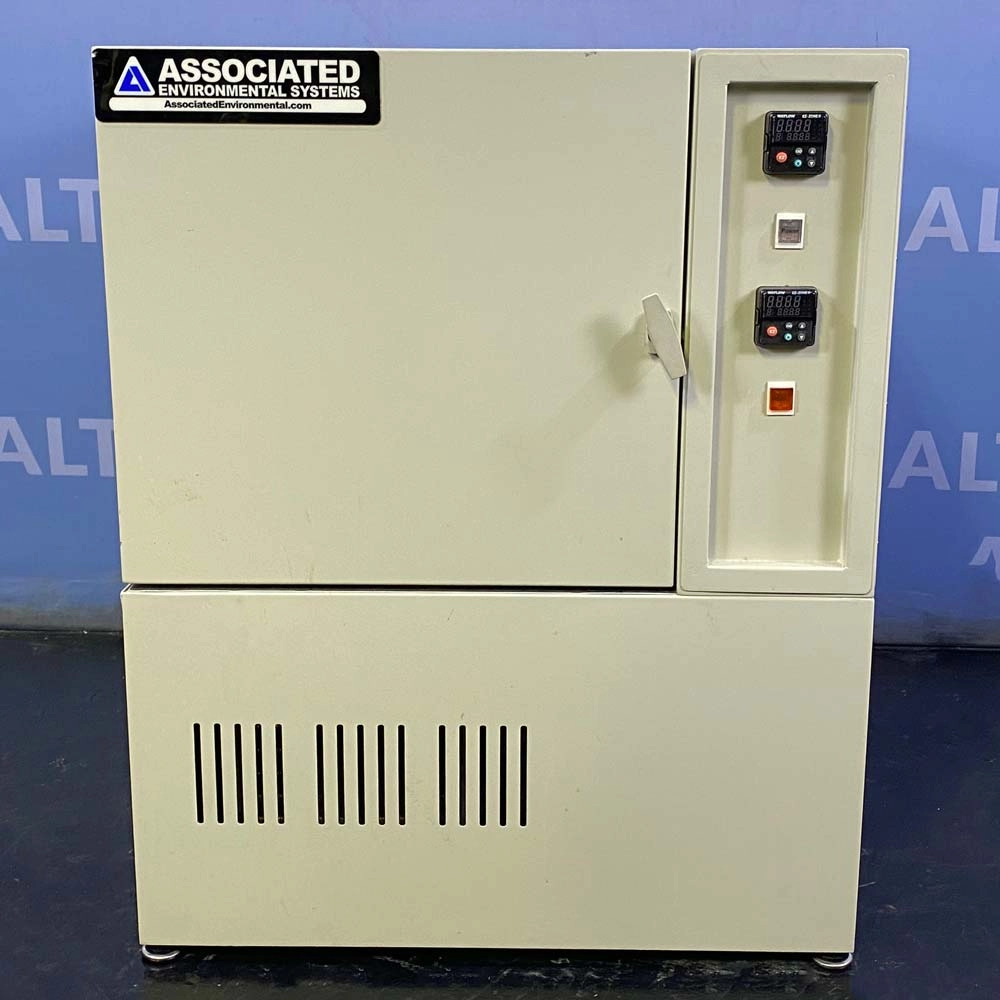 Associated Environmental Systems  LH-1.5 Temperature &amp; Humidity Test Chamber